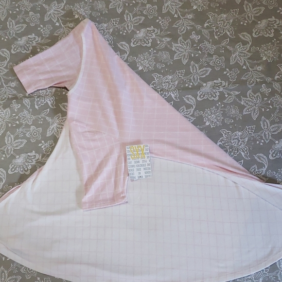Lularoe "Perfect T" Tunic Top - Picture 3 of 4